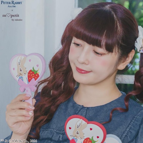 ハンドミラー（ハート型）